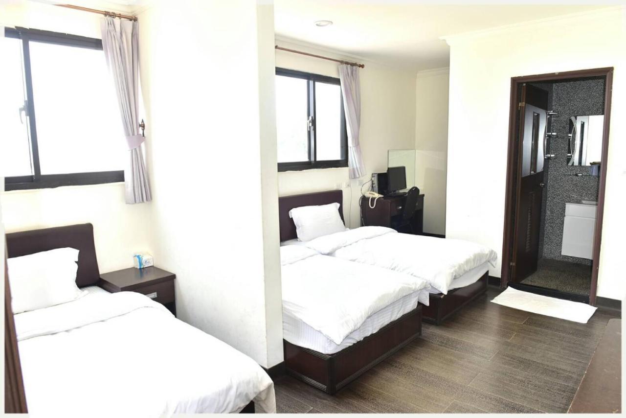 Lian-Yuan Homestay No. 1 Нанган Экстерьер фото